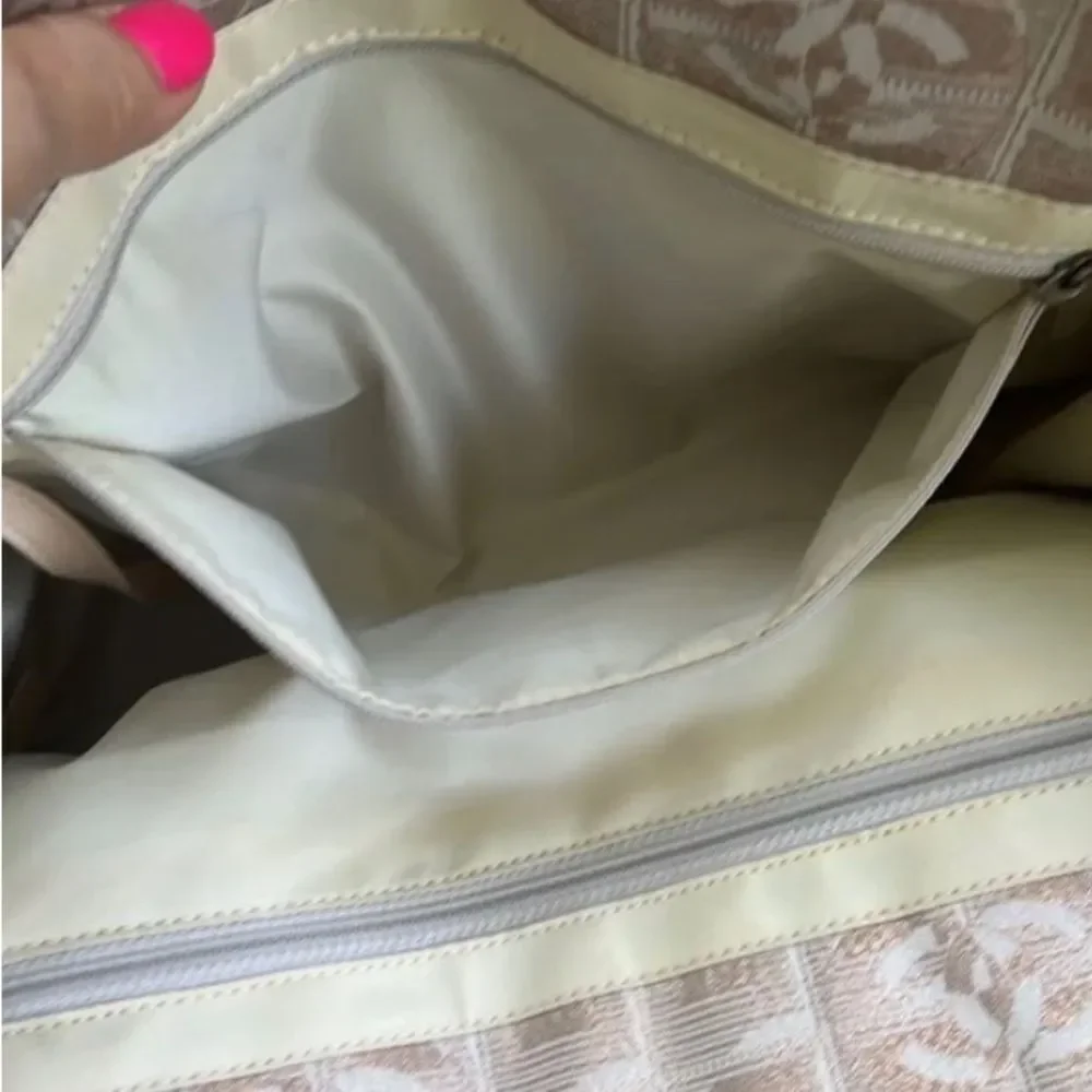 Authentic! *VTG* CHANEL Metallic Sheen Small Travel Ligne Shopper Tote